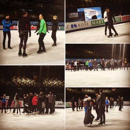 12917952_1658035197795215_678510910_n