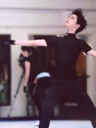 なぜ私たちは羽生結弦に夢中になるのか。清らかでありながらも熱い情熱に魅力を感じてしまう