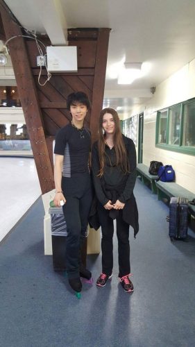 クリケットで練習中の羽生結弦の写真を公開。綺麗で力強い4回転ループを飛んでる映像も上がってる