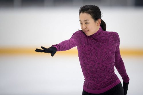 今季初戦で浅田真央が公式練習。「自分らしく滑りたい」と語る。明日朝の4時頃スタート