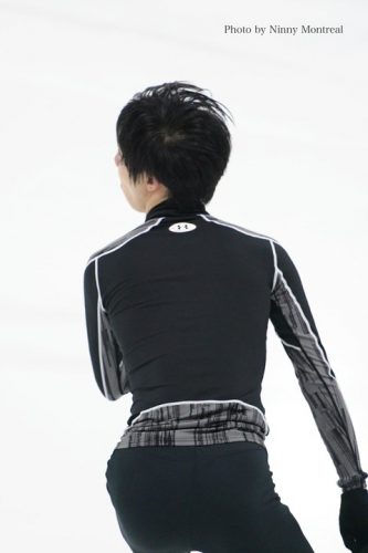 羽生結弦には無駄なものが一切ない。しなやか、なのに、強い。それが王者の身体。