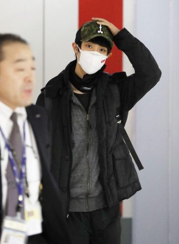 羽生結弦の帰国に男性ファンも何故か大喜び。久々の姿にテンションも上がる？