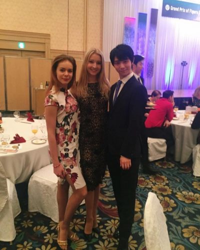 NHK杯2016。羽生結弦のバンケット写真を公開。スーツ姿がビシッと決まってカッコいい＆フィギュアスケートファン通信(17)が12月5日に発売決定