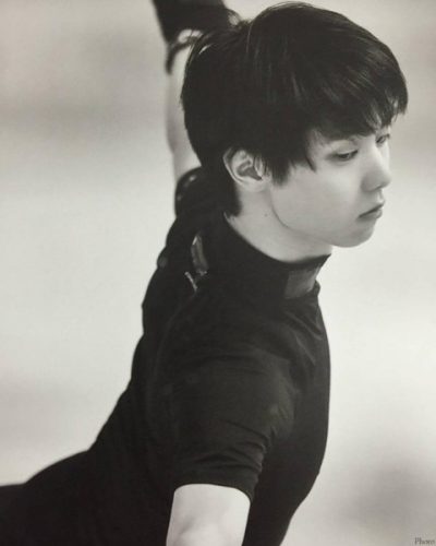 美しく成長し続ける羽生結弦。綺麗な容姿とスタイルにファンも益々虜に