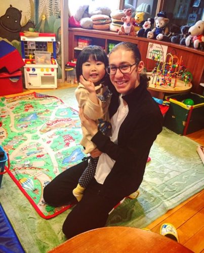 NHK杯に出場するジェイソンブラウン選手がチャリティーイベントの為にぬいぐるみを寄付する事をツイッターで報告