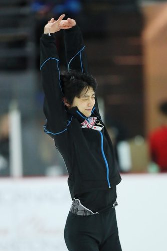 H¶·/Yuzuru Hanyu (JPN),  SEPTEMBER 30, 2016 - Figure Skating :  2016 Skate Canada Autumn Classic International  Men's Practice  at Sportplexe Pierrefonds, Montreal, Canada.  (Photo by YUTAKA/AFLO SPORT)