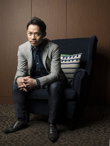 家庭画報公式サイトに高橋大輔インタビュー記事掲載＆水族館で取材のお仕事。NEWS ZERO関連かな？