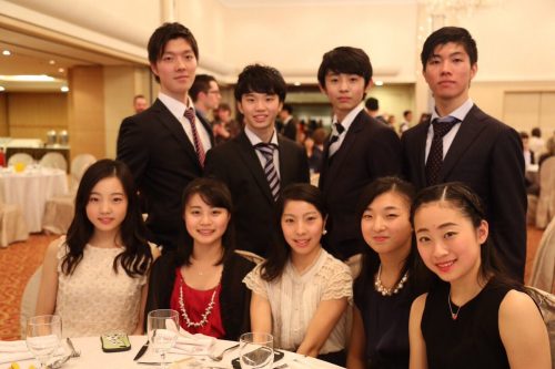 本田真凜の次のピークは「平昌」そして５年後には引退！？「妹とは戦いたくない」＆バンケット写真を公開