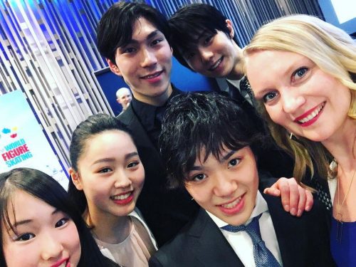羽生結弦・宇野昌磨・三原麻衣・樋口新葉・田中刑事が参加したバンケット写真を公開