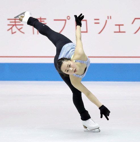 樋口新葉がトリプルアクセル２度着氷。岡島コーチ驚きの完成度「きれいすぎてびっくり」