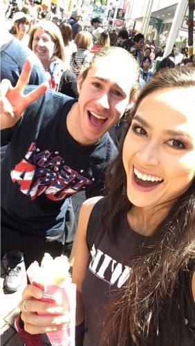 ジェイソン・ブラウンが原宿にお出かけし帰国の途へ。クレープも堪能し大満足