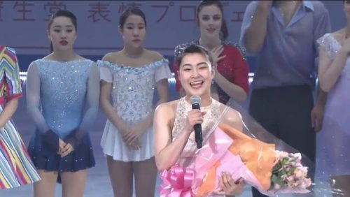 ２２歳・村上佳菜子が今季で引退。国別対抗戦のエキシビションに登場し最後の演技を披露