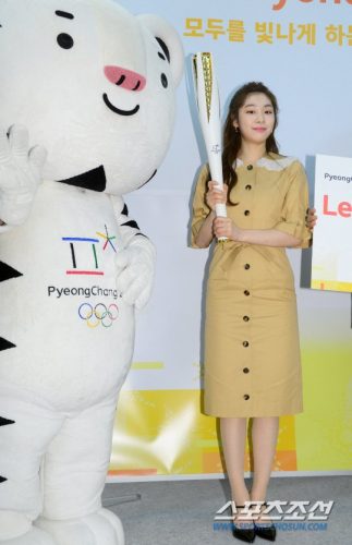 キムヨナが平昌五輪の会見に出席するも引退した浅田真央についてはノーコメントを貫く