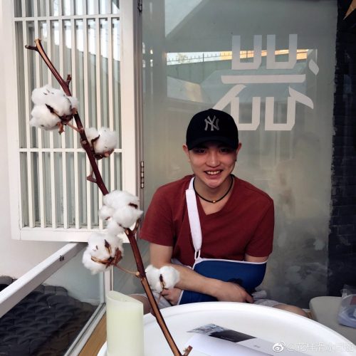 ハンヤンが入院中にガンダムのプラモデルを完成させる