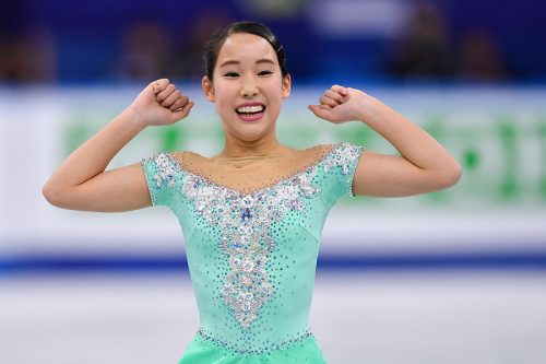 輝く17歳の三原舞依。浅田真央への憧れをISUに明かし3回転半に意欲「トライしてみたい」