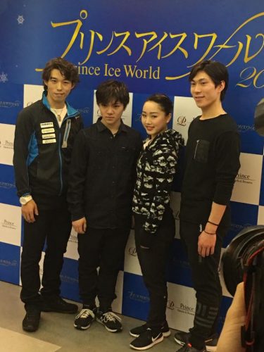 PIW2017。宇野昌磨選手が田中刑事選手と仲良く腕を掴んで不思議なポーズを披露＆町田樹・樋口新葉の登場にファンも歓喜