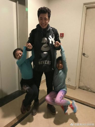 子供にモッテモテなボーヤン・ジン選手。新しい髪型で気分もリフレッシュ