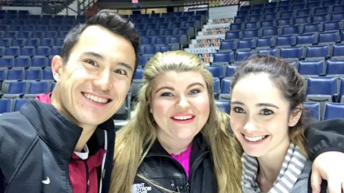 パトリック・チャンが地元カナダのテレビ番組に出演しぽっちゃりな女性リポーターに対してスケートレッスン