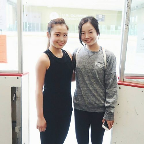 アジアの美少女。笑顔の本田真凜ちゃんとメイシーちゃんのツーショット写真を公開。