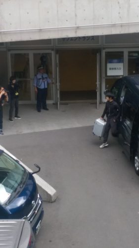 FaOI2017。羽生結弦・ハビエルフェルナンデス・ジョニー・ウィアーが会場入り。プルシェンコは徒歩で幕張イベントホールへ向かう