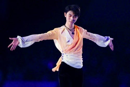 若者に対して街角質問を行い「好きなスポーツ選手」を調査。一番多かったのは羽生結弦選手。