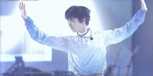 FaOI2017新潟。初日から大盛り上がり。羽生結弦の演技を目の当たりにし興奮冷めやらぬファンが沢山いる