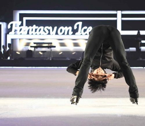 FaOI2017新潟。羽生結弦の魅惑的なパフォーマンスに今日も観客は大興奮＆逆さまピースも表情が崩れず可愛い