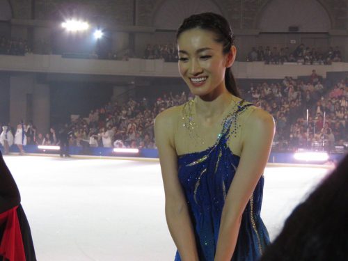 荒川静香・安藤美姫・村上佳菜子の大人美女が三人揃ってウサギになれるアプリで可愛く変身