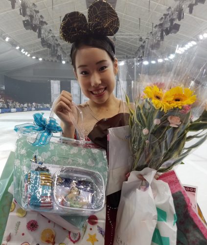 PIW2017東京公演。三原舞依選手がリベルタンゴを披露。プレゼントを沢山貰って喜ぶ姿が可愛らしい