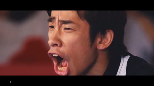 織田信成さんがももクロの新曲BLAST！のMVに卓球のコーチ役で出演