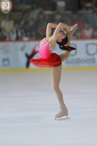 アジアントロフィー2017。紀平梨花がトリプルアクセル成功でジュニア女子優勝　