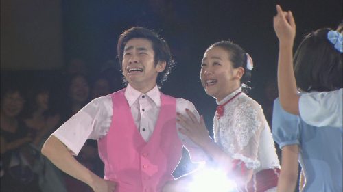 ザ・アイス2017。浅田真央にサプライズでローリーニコル氏が登場するシーンが何度見ても感動的