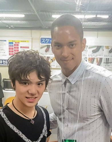 宇野昌磨選手公式サイト更新。同じ事務所のケンブリッジ飛鳥選手がFriends on Iceの会場に足を運んでいた事が判明