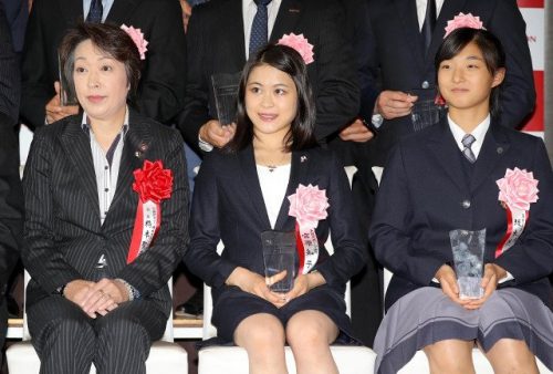 上月スポーツ賞表彰式に出席。復活目指す宮原知子「まだあまり無理はできない」