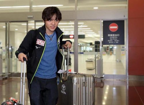 ロンバルディア杯で優勝した宇野昌磨選手。帰国した際に空港で出待ちするファンが沢山いる