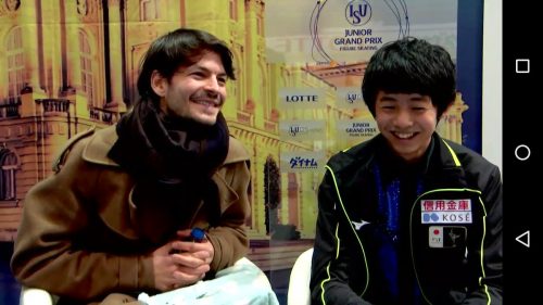 キスクラでコーチのステファン・ランビエールと島田高志郎の並びにファンは興奮