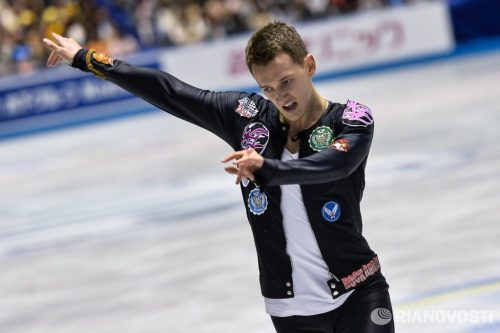 マキシム・コフトゥンが背中の怪我の再発によりスケート・カナダには出場しないと発表