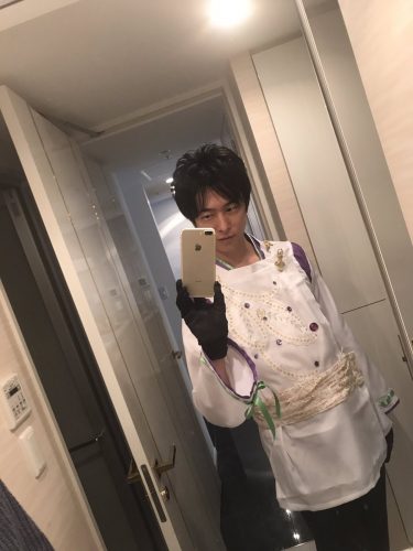 ハロウィンイベントでSEIMEIの衣装を着たそっくりさんが渋谷で羽生脱ぎを披露