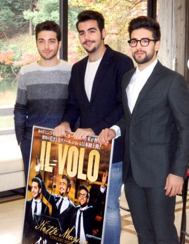 羽生結弦の使用曲歌う「イル・ヴォーロ」がエール「早くケガを治して」