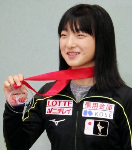スケートアメリカ２位の坂本花織が帰国。３０日から期末テスト「今からまた勉強や」