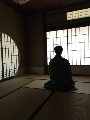 12月1日発売の家庭画報新年号で宇野昌磨選手の和服姿をお披露目。初々しくも凛々しい袴姿を早く見たい