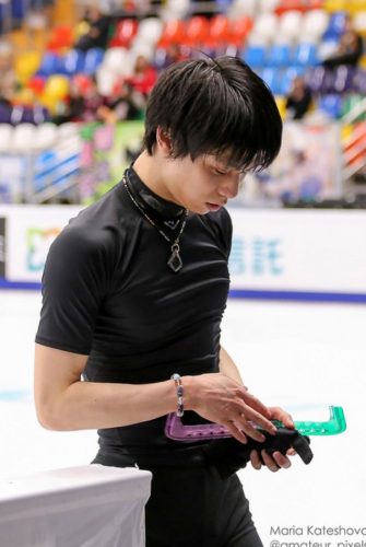 羽生結弦トロントでリハビリ。現時点で全日本出場は分からず