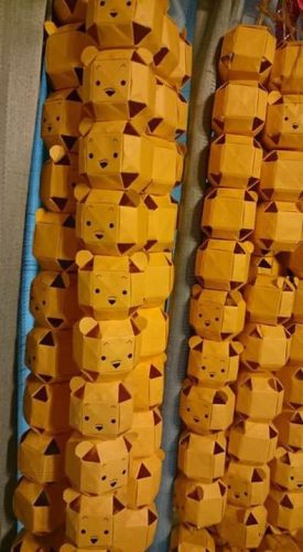 羽生結弦選手の怪我からの復帰を願ってファンが作ったプーさんの千羽鶴が凄い