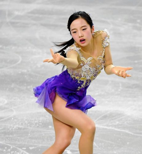 全日本選手権の公式練習に参加した本田真凜。自らデザインした紫衣装でいざ勝負！「これを着て頑張る」　