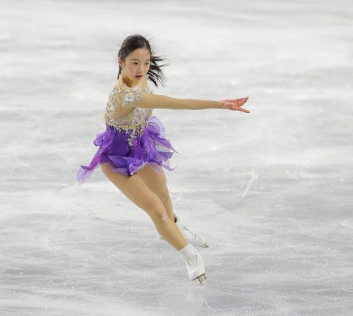 全日本選手権2017。本田真凜の変化・・・逆転五輪へ甘さ捨て「金の羽」衣装で挑む
