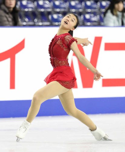 全日本選手権2017。SP首位の坂本花織が五輪切符を掛け勝負服の赤い衣装に。フリー最終滑走「めっちゃ緊張」