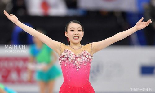 紀平梨花が公認大会で史上初の快挙！トリプルアクセル―３回転トウループ連続ジャンプ成功