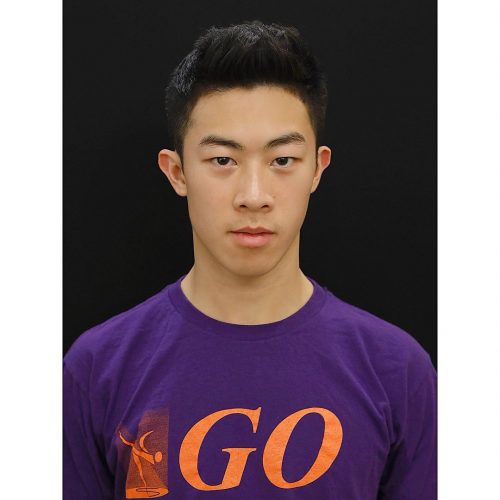 ネイサン・チェンが天然パーマの髪型を散髪してスッキリとイメージチェンジ。