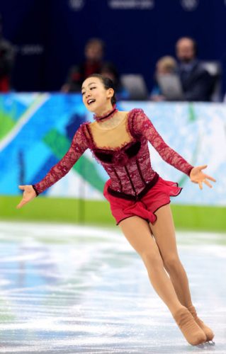 五輪公式が浅田真央の「伝説の3A」動画を公開で反響。「美しきレジェンド」「まさに女王」