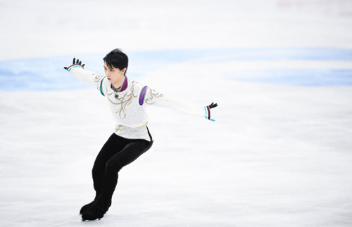 羽生結弦のために「足の神様」に参拝するファンの切実さ